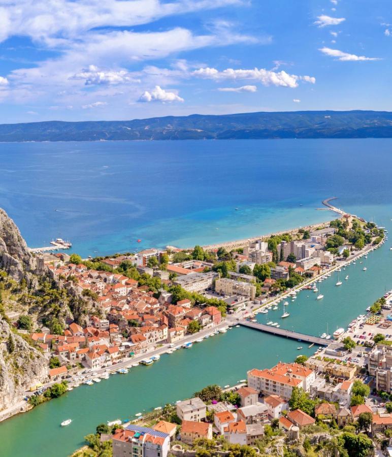 Sunny Vista Apartment Omiš Dış mekan fotoğraf